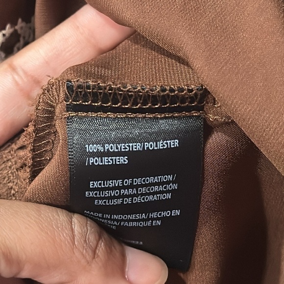 SHYANNE WOMEN'S DARK BROWN SATIN PEASANT DRESS SZ M - Picture 7 of 9